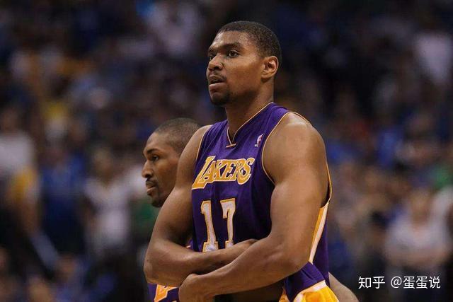 巴黎奥运男篮最佳阵容：库里詹姆斯约基奇入选